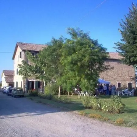 In Einem Bauernhaus, Mit Garten, Haustiere Erlaubt Διαμέρισμα Scandiano